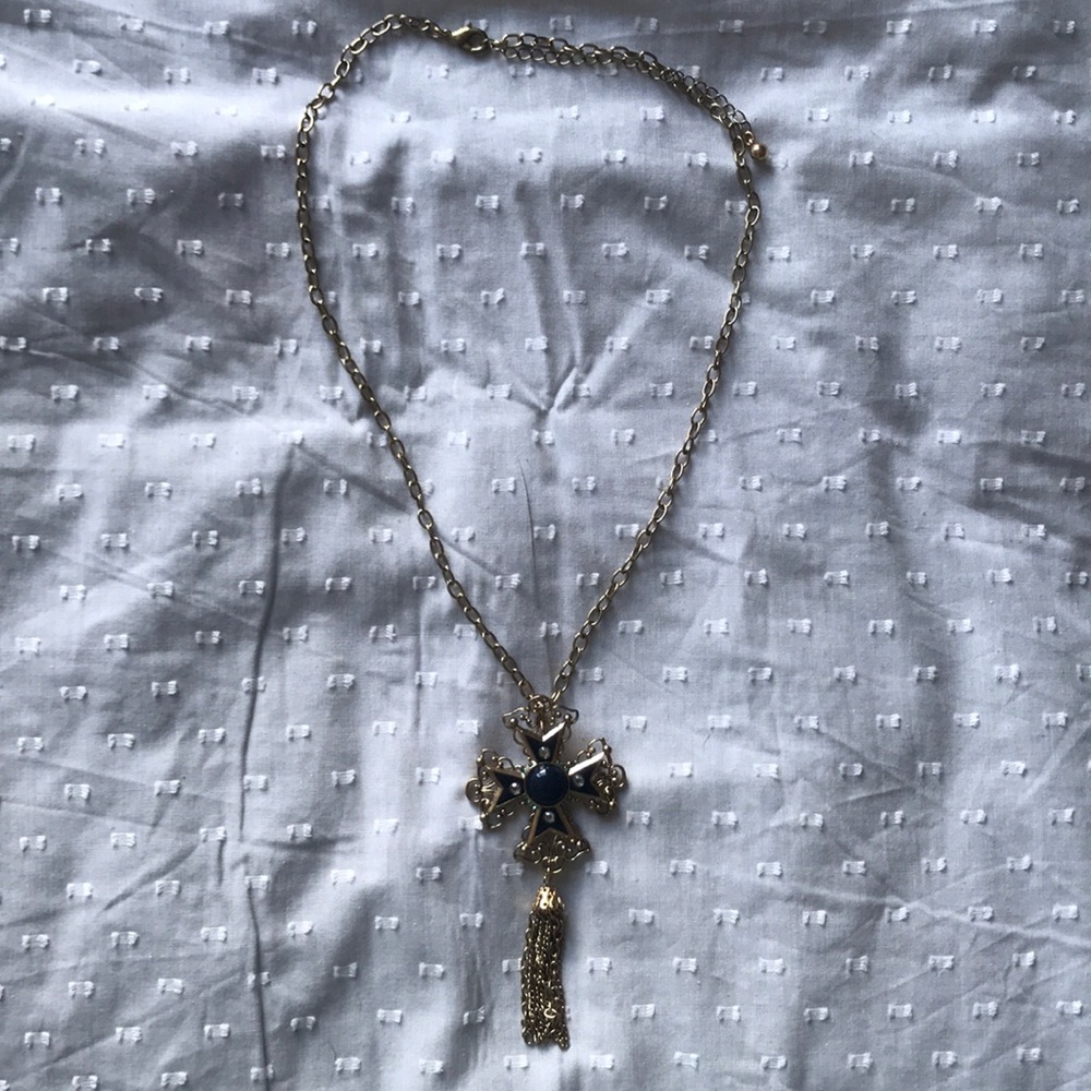Francesca's Medallion Necklace